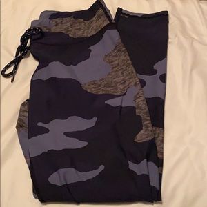 Aerie camo leggings